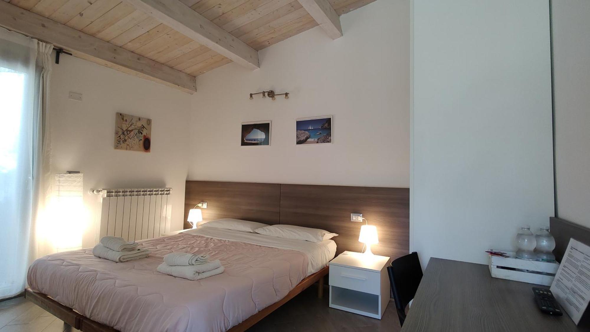 Memento Bed & Breakfast Ossi Bagian luar foto