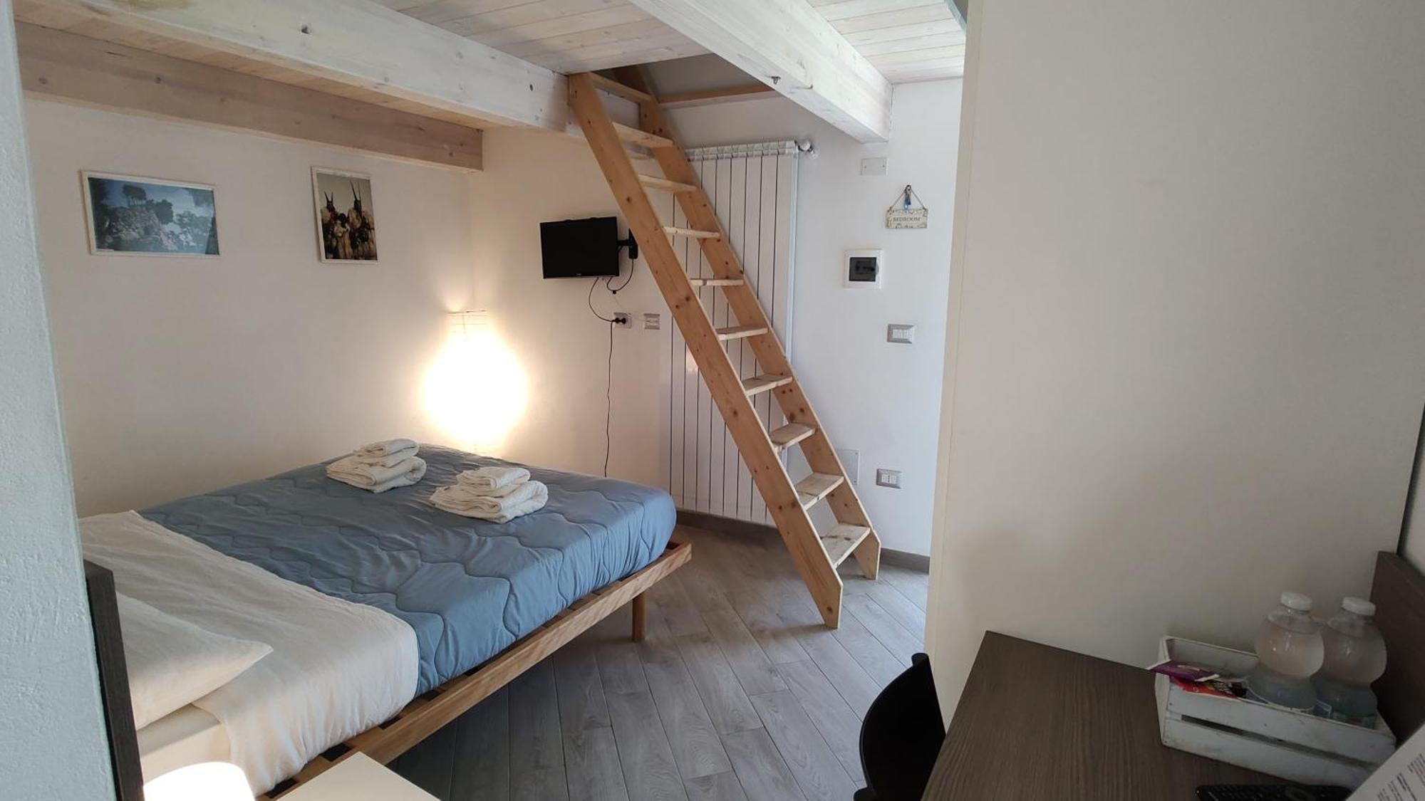 Memento Bed & Breakfast Ossi Bagian luar foto