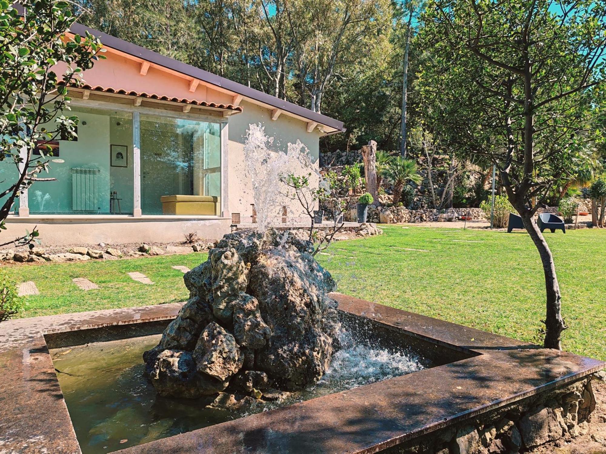 Memento Bed & Breakfast Ossi Bagian luar foto