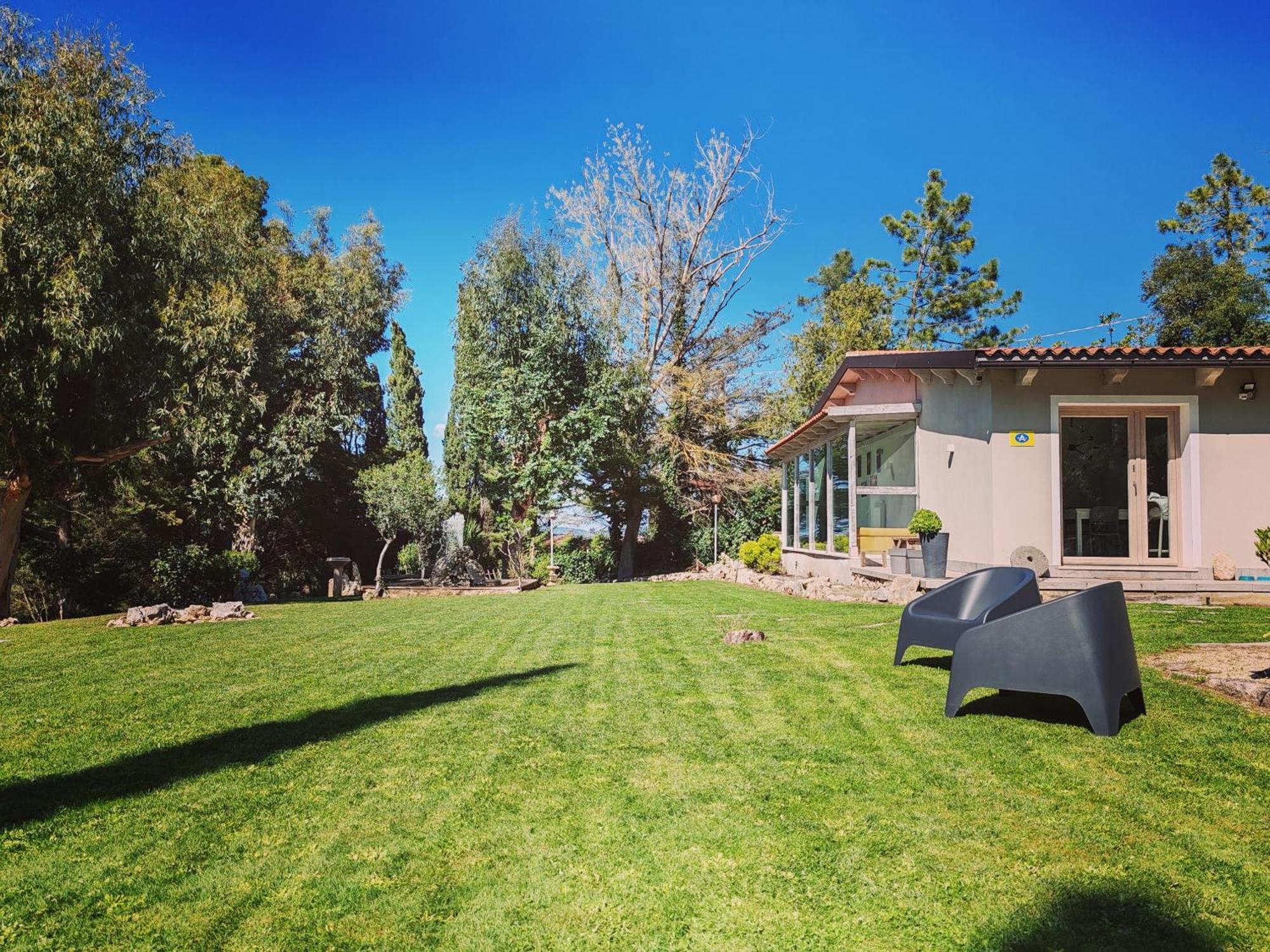 Memento Bed & Breakfast Ossi Bagian luar foto