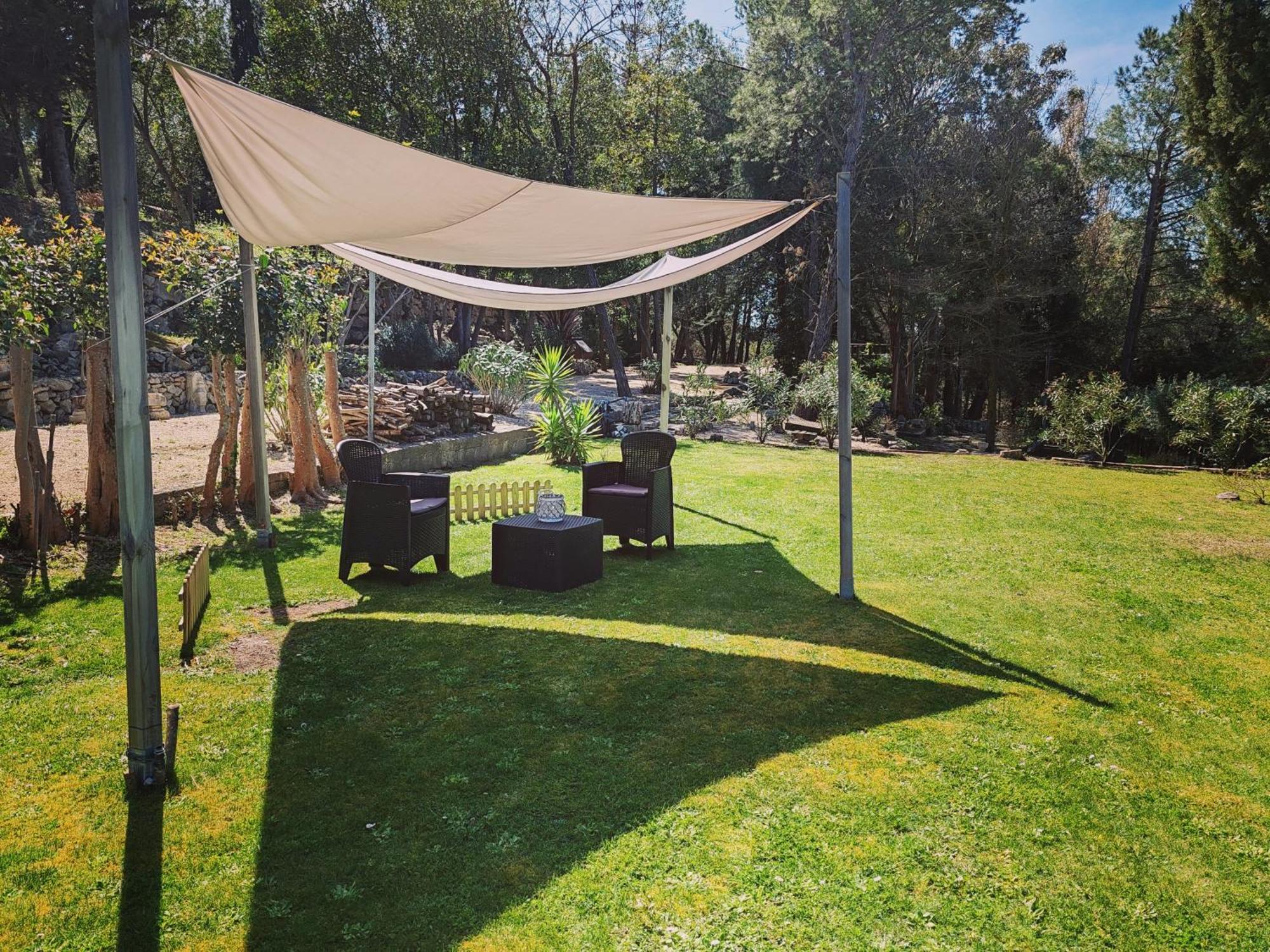 Memento Bed & Breakfast Ossi Bagian luar foto