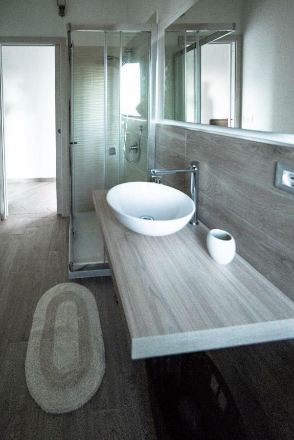 Memento Bed & Breakfast Ossi Bagian luar foto