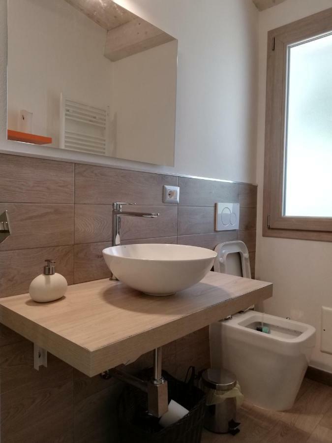 Memento Bed & Breakfast Ossi Bagian luar foto